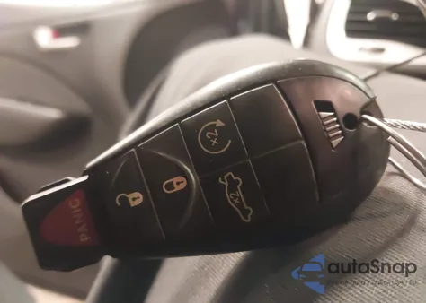 2013 Dodge Dart Sxt z USA, uszkodzony, nr VIN 1C3CDFBA7DD332482